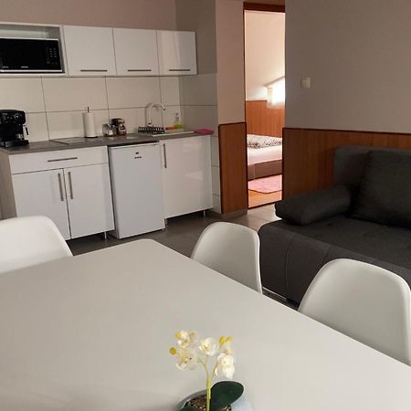 Zaira Apartman Hajduszoboszlo Luaran gambar